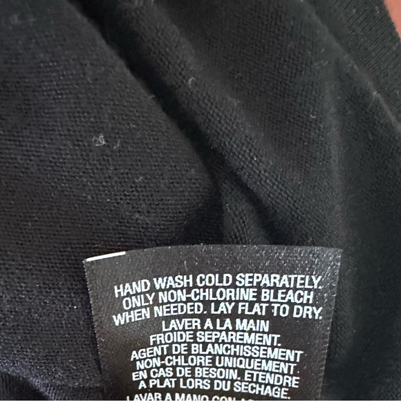 TAHARI THE LITTLE BLACK SLEEVELESS V-NECK DRESS SIZE XS - Picture 9 of 10